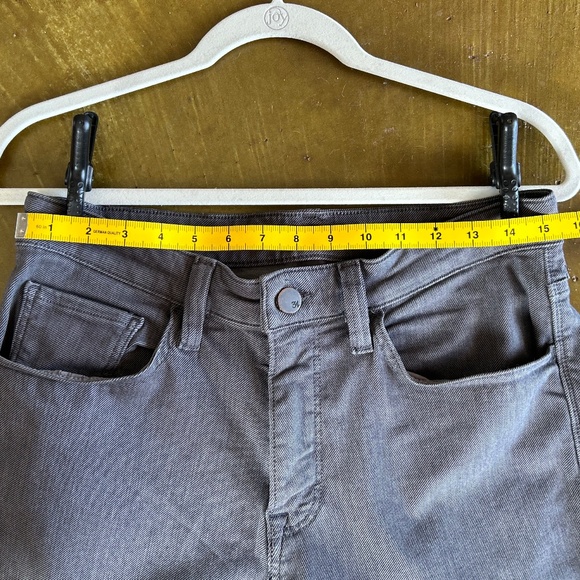 34 Heritage Slacks (Men’s), Charisma Comfort-Rise, Classic Jeans - Picture 7 of 9